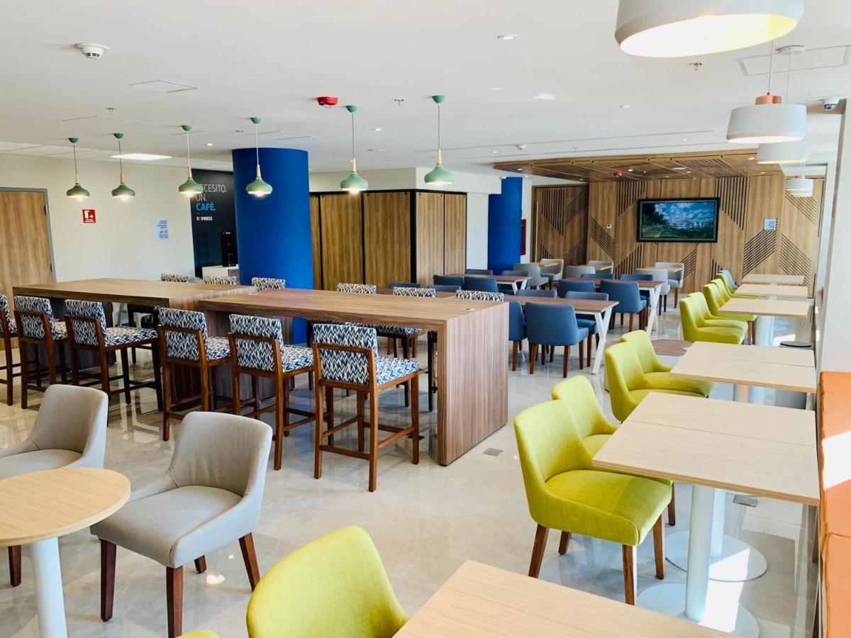 Holiday Inn Express - Guadalajara Vallarta Poniente By Ihg Zapopan Buitenkant foto